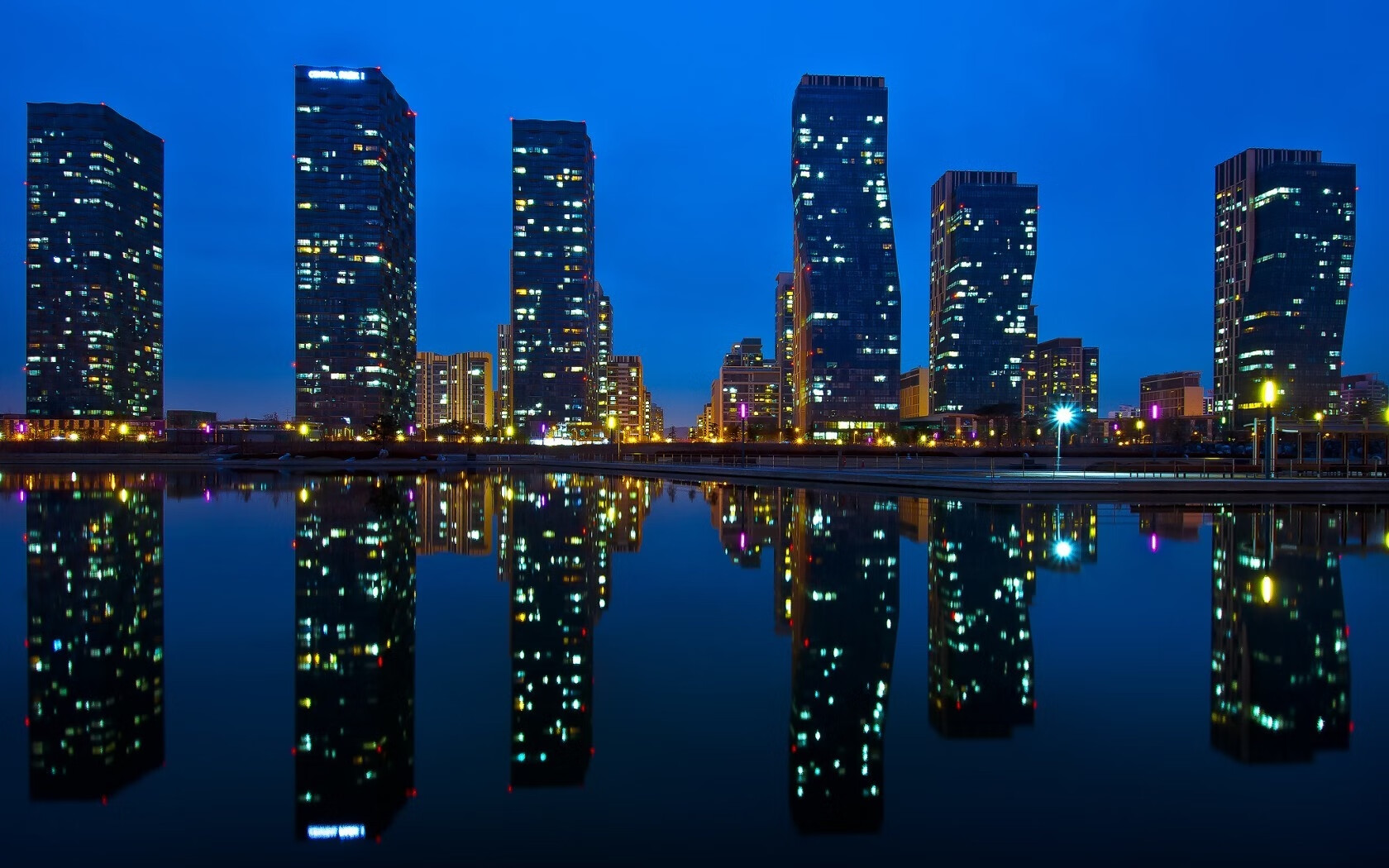 爱游戏体育APP下载-国家队欧国联优异表现，誓闯欧锦赛决赛之门，欧国联决赛首发名单